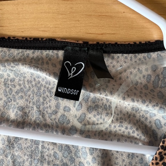 WINDSOR Leopard Print High Rise Flare Pants Set - Picture 5 of 5